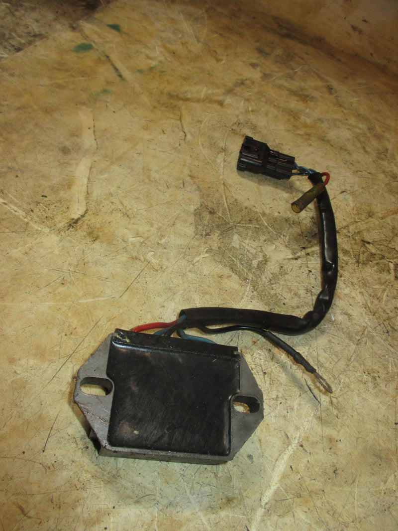 Suzuki DT150 150hp 2 stroke outboard rectifier regulator style 2