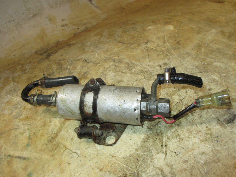 Suzuki DT150 150hp 2 stroke outboard electric fuel pump (15100-94900)