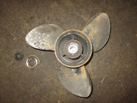 Load image into Gallery viewer, Johnson 200hp Ocean runner outboard stainless steel prop (389924) (14 1/2x14)
