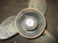 Load image into Gallery viewer, Johnson 200hp Ocean runner outboard stainless steel prop (389924) (14 1/2x14)
