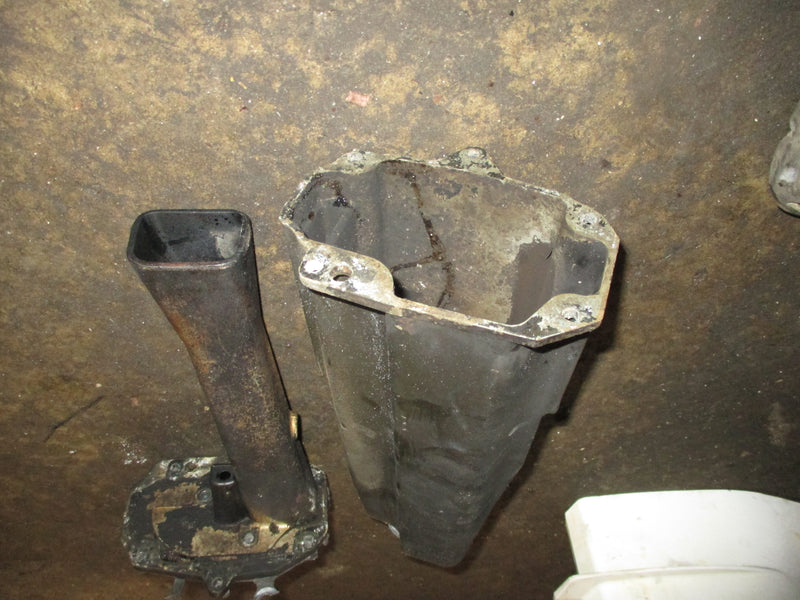 Evinrude ETEC 30hp outboard 20 inch midsection and exhaust housing