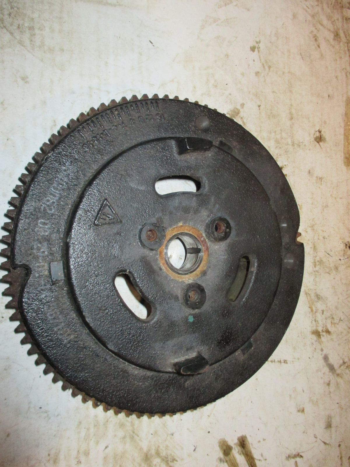 Evinrude ETEC 30hp outboard flywheel (587104)