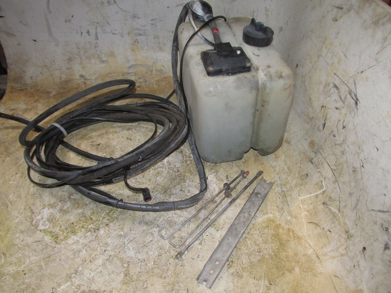Johnson 175hp 60 Degree Ocean Runner Outboard BRP Single Hose Oil Tank