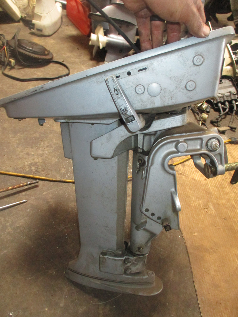 Evinrude 8hp 2 stroke outboard 15" shaft mid section