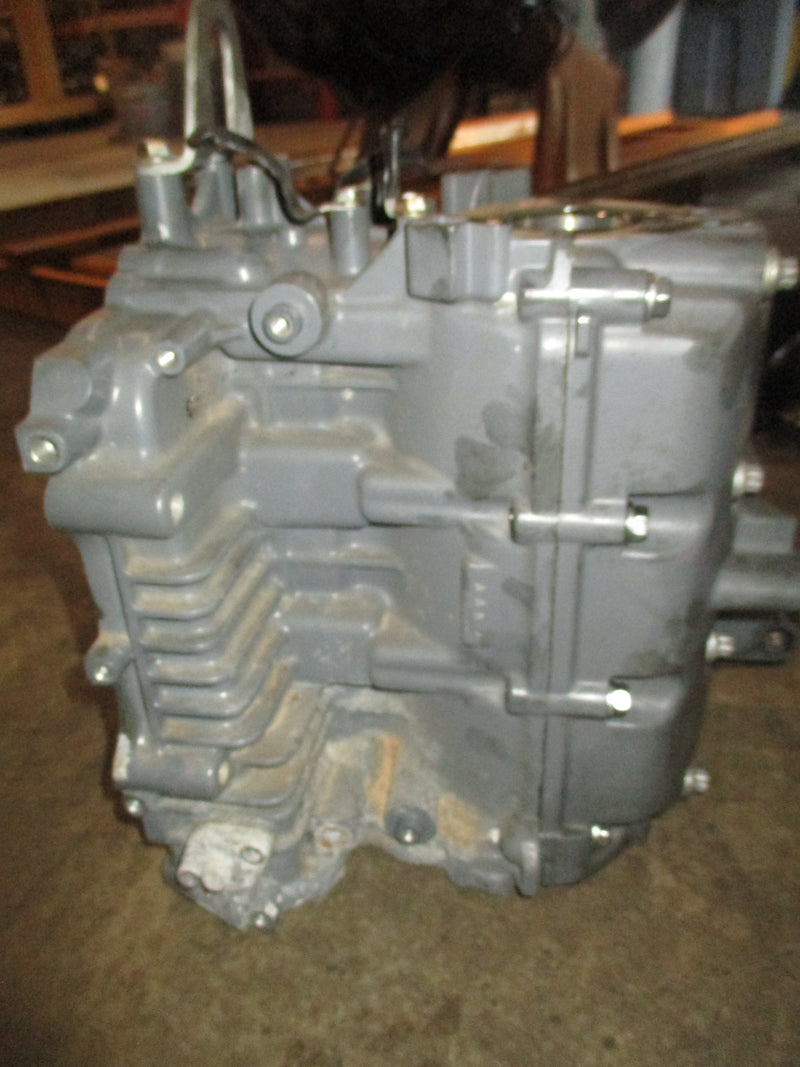 Suzuki DF50 outboard crankcase block