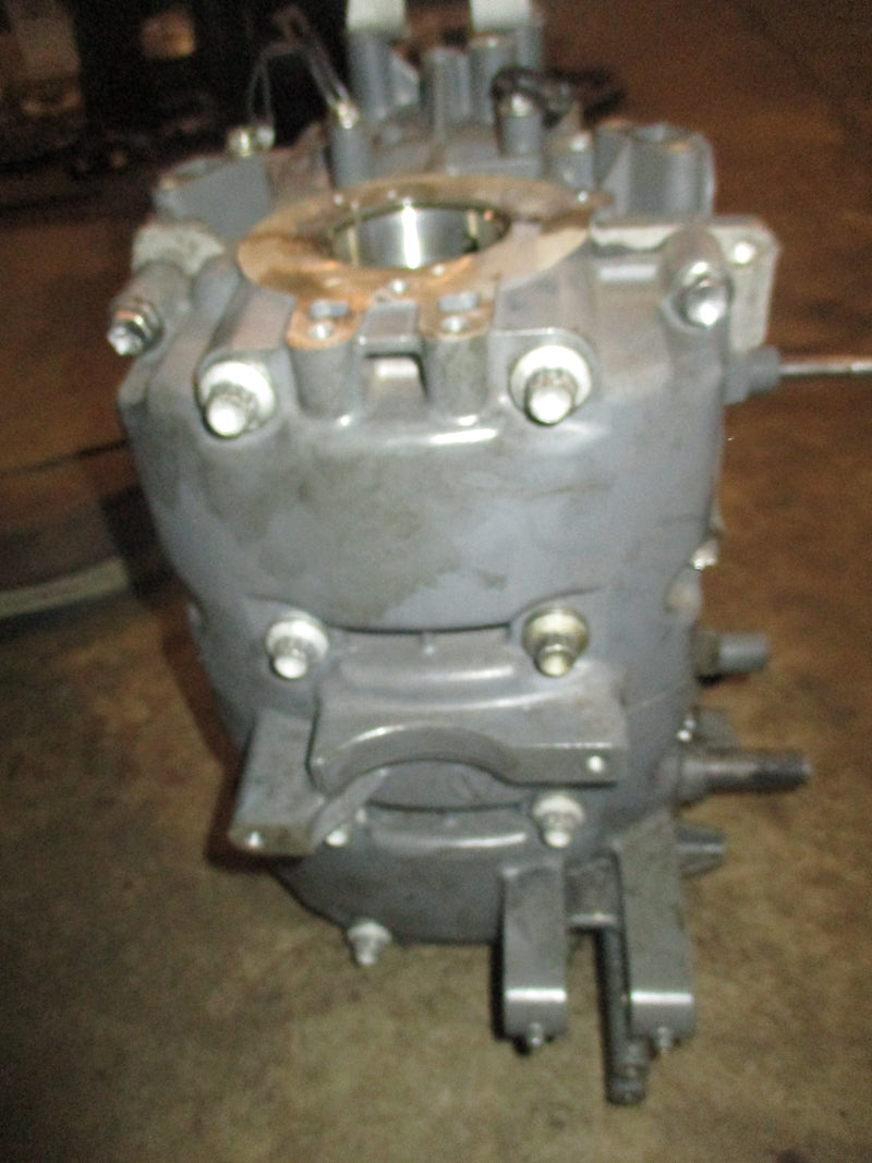 Suzuki DF50 outboard crankcase block