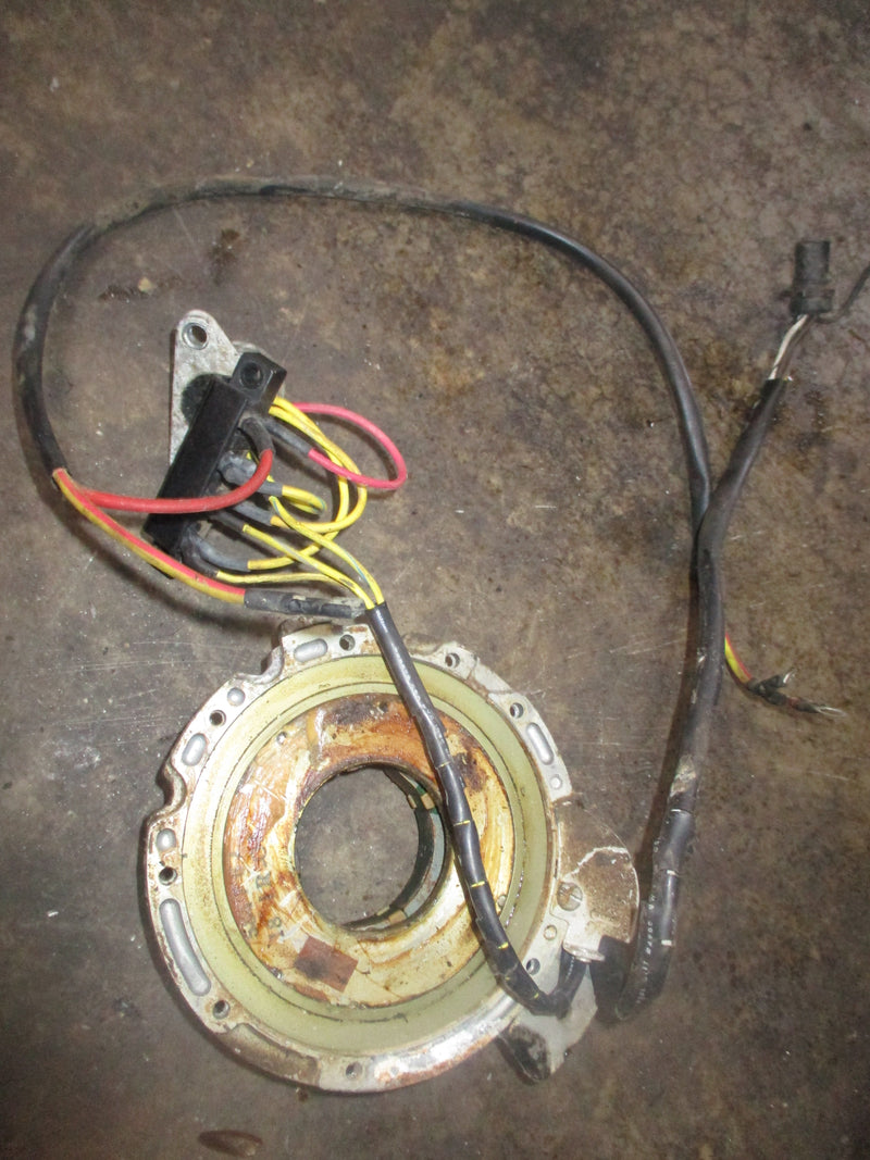 Evinrude 25hp outboard stator/timer base