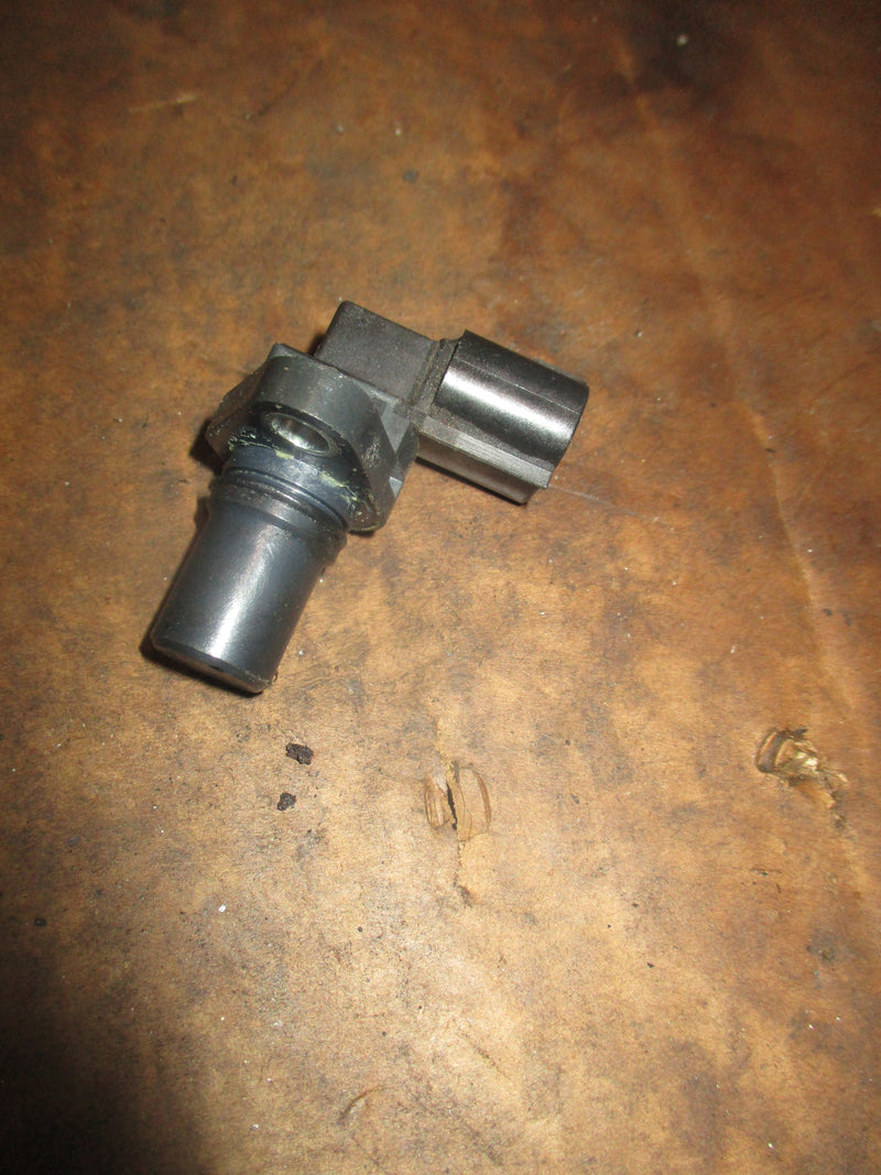 Suzuki DF50 outboard cam position sensor (33220-76G02)