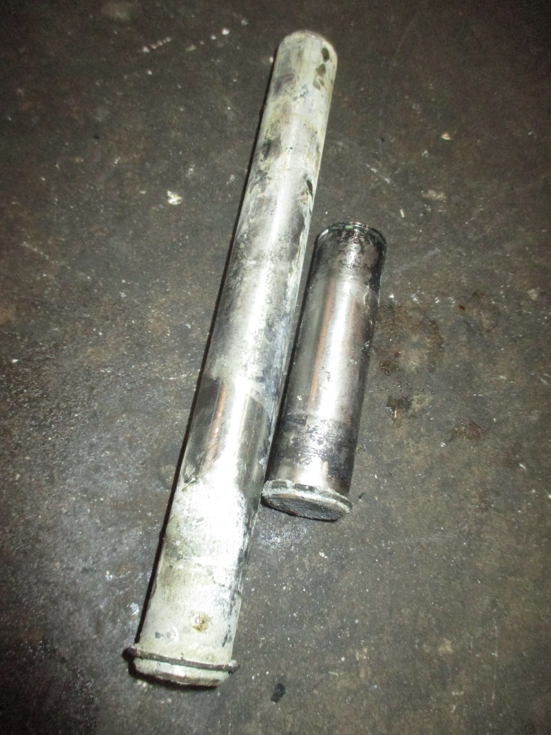 Evinrude Etec 90hp 2 stroke Outboard Upper and Lower Trim Pin (335480/335463)