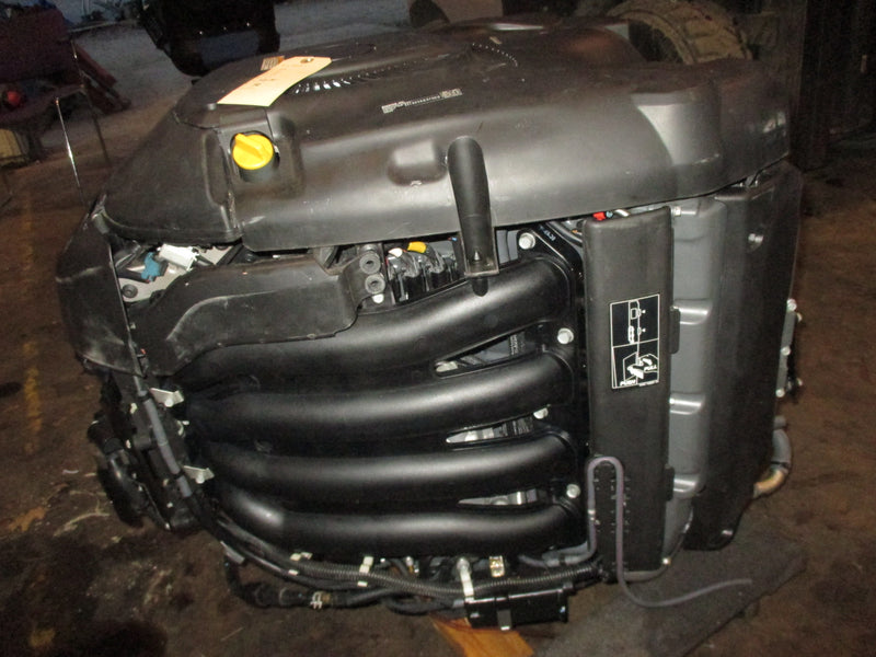 Yamaha 350hp 4 stroke outboard Dressed Crankcase Powerhead