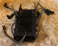 Load image into Gallery viewer, Evinrude 150hp 2 stroke outboard CDI powerpack with ignition coils 584985
