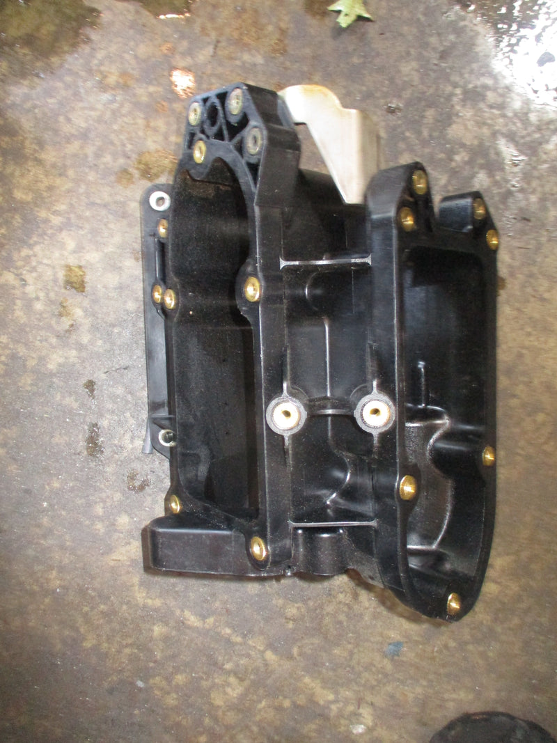 Yamaha 300hp 4 stroke outboard mixing body