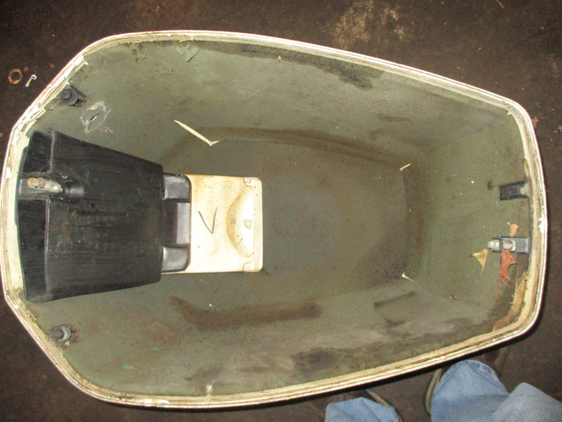 Johnson 200hp Ocean runner outboard top cowling