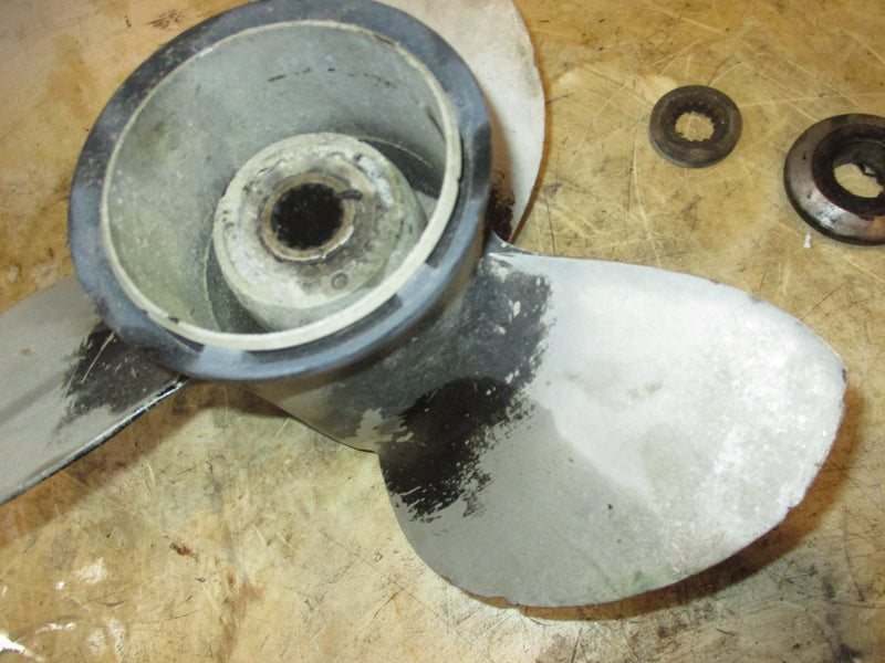 Evinrude 150hp 2 stroke outboard aluminum prop 391201