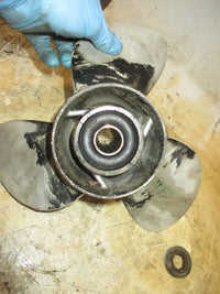 Load image into Gallery viewer, Evinrude 150hp 2 stroke outboard aluminum prop 391201
