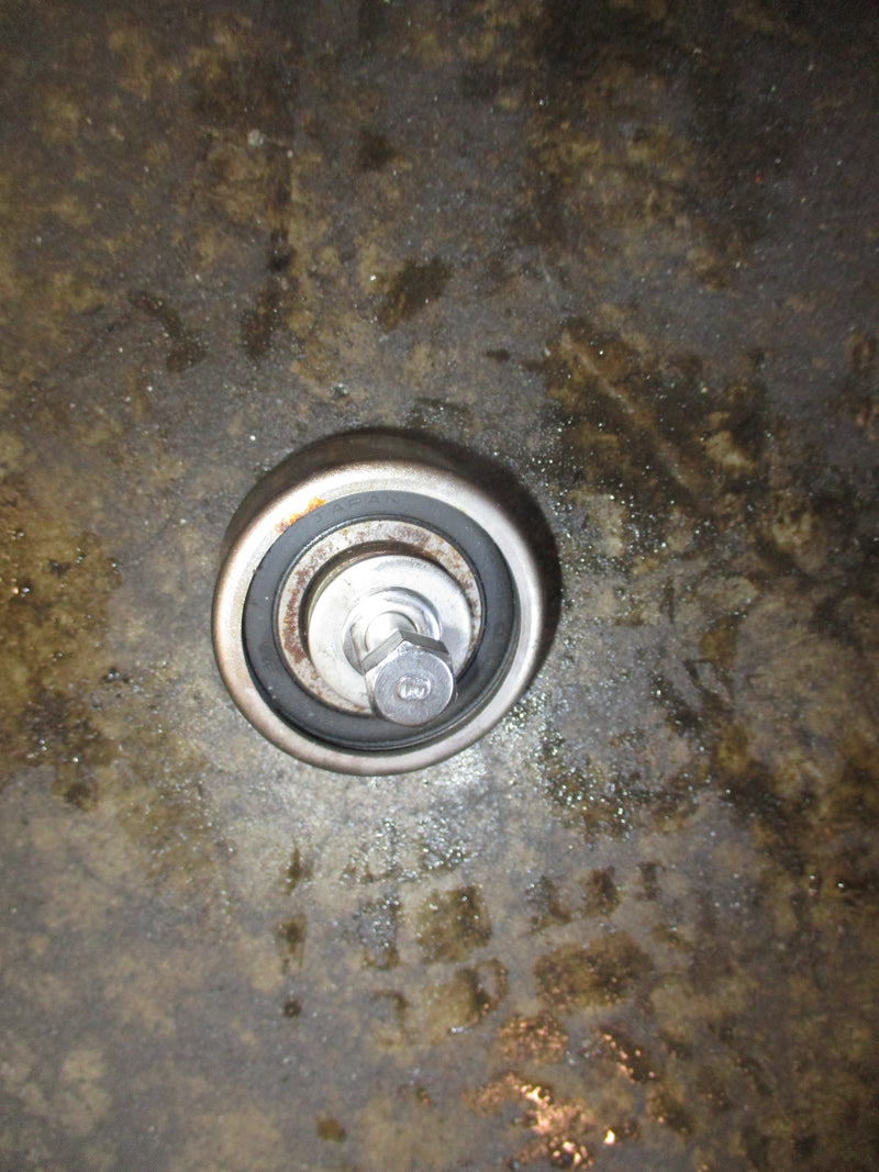 Yamaha 300hp 4 stroke outboard idler pulley (6CB-15512-00-00)