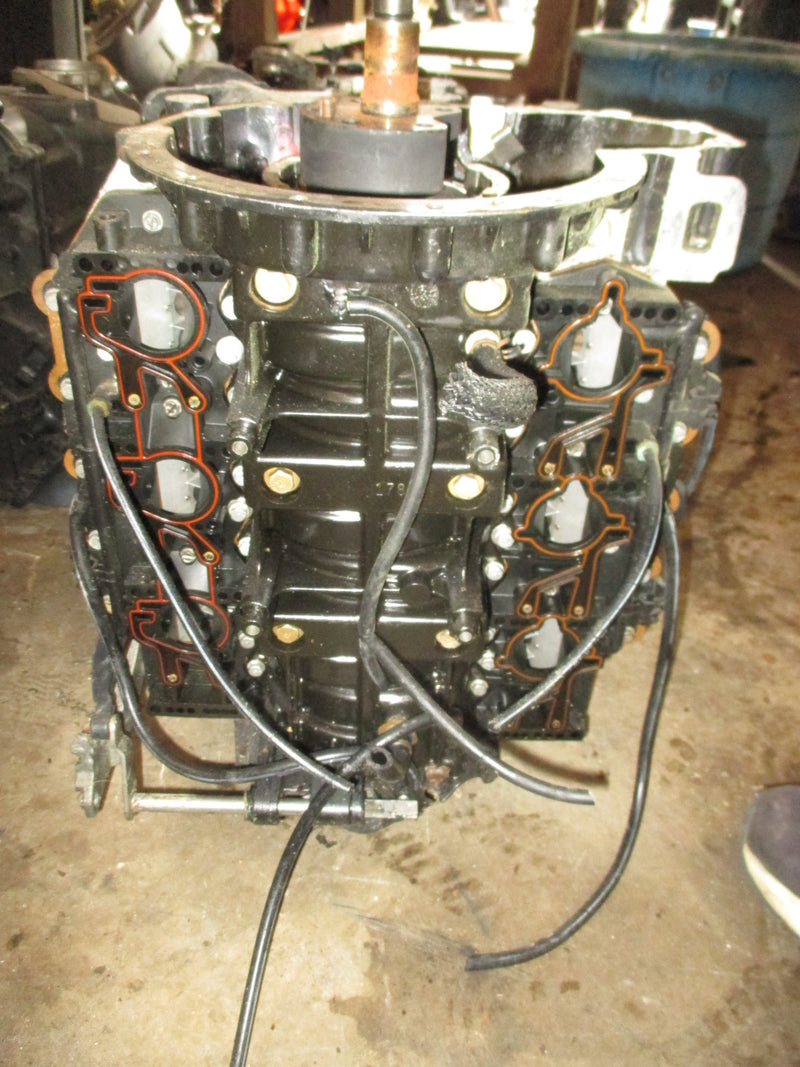 Evinrude 150hp 2 stroke outboard crankcase powerhead
