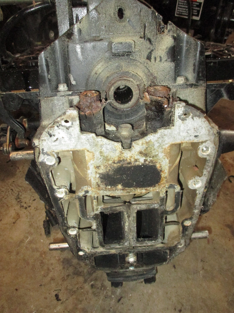 Evinrude 150hp 2 stroke outboard crankcase powerhead
