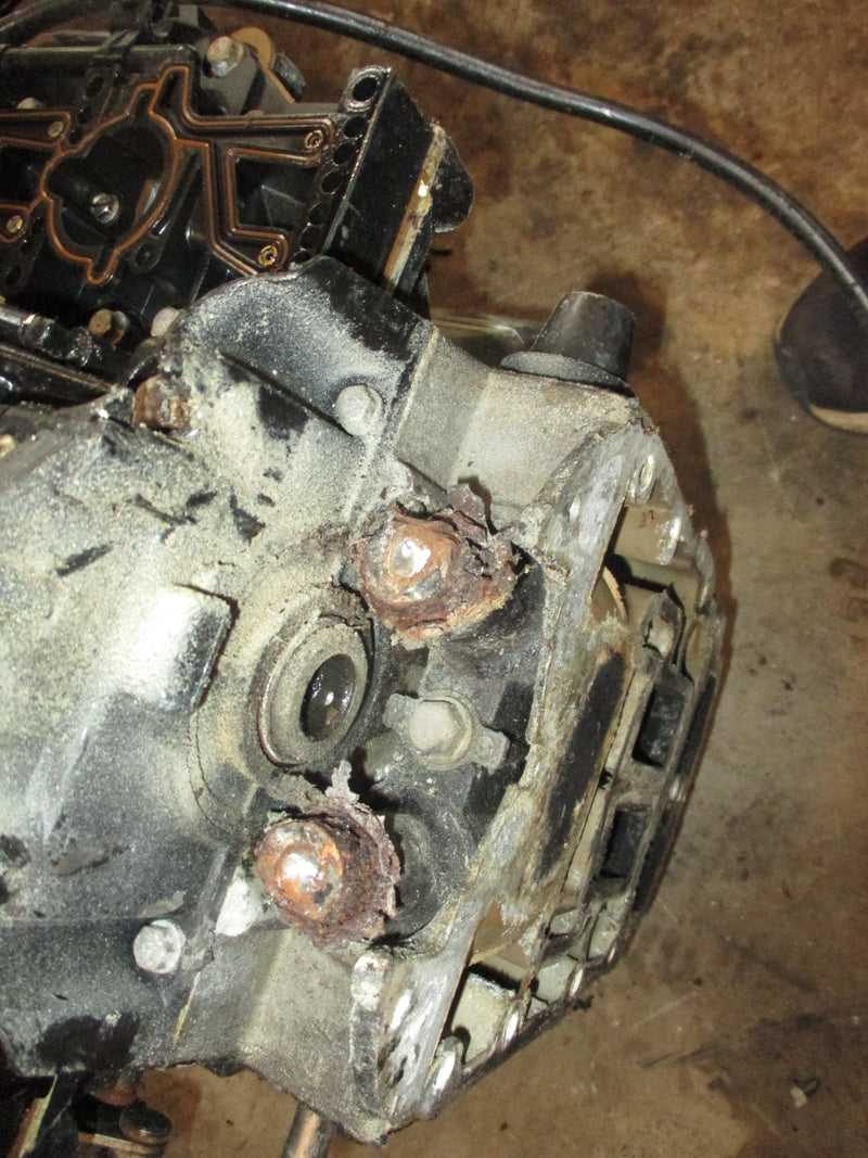 Evinrude 150hp 2 stroke outboard crankcase powerhead