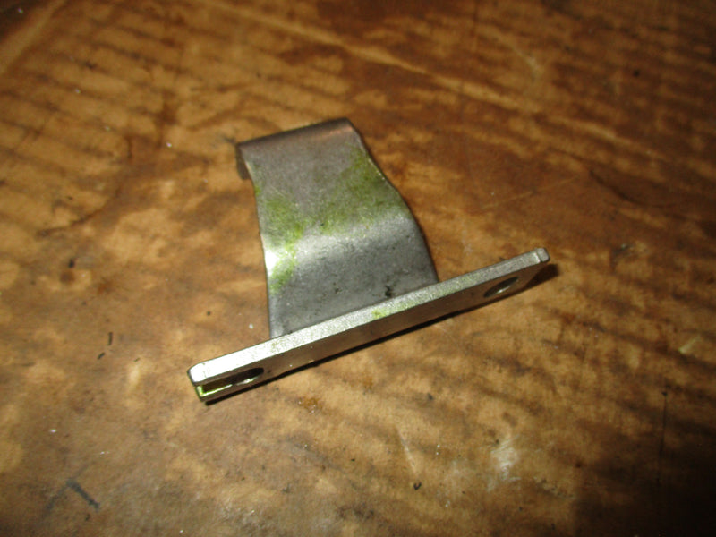 Mercury 125hp 2 stroke outboard rear cowling latch (820000A2)