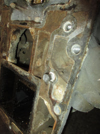 Load image into Gallery viewer, Johnson 200hp ocean pro 2 stroke outboard crankcase block
