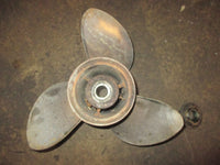 Load image into Gallery viewer, Johnson 200hp Ocean runner outboard propellor (389924) (14 1/2x9)
