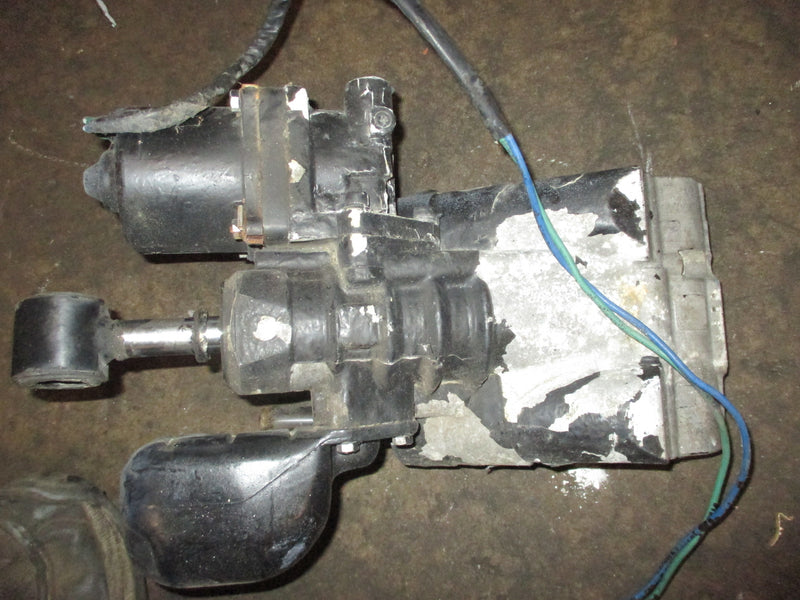 Johnson 200hp Ocean runner outboard tilt trim unit