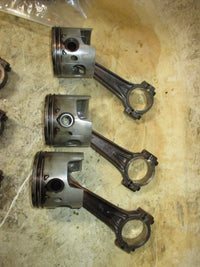 Load image into Gallery viewer, Johnson 200hp ocean pro 2 stroke outboard piston and rod set of 6 (436859)
