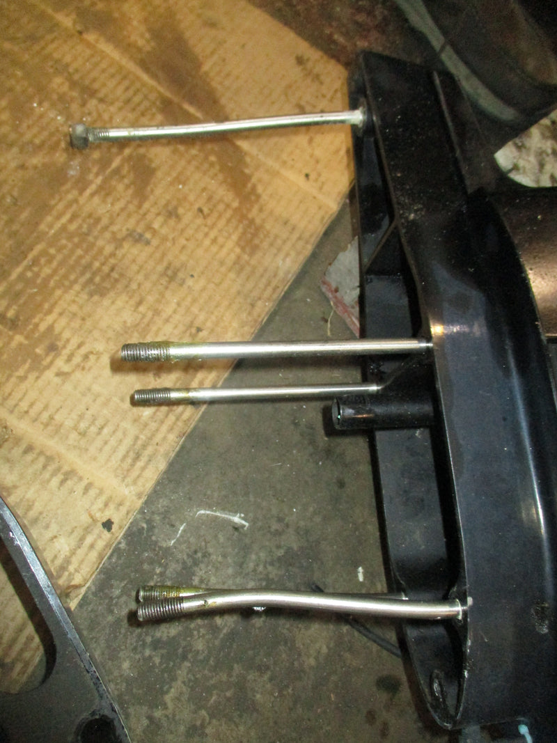 Mercury 125hp 2 stroke outboard 25" midsection