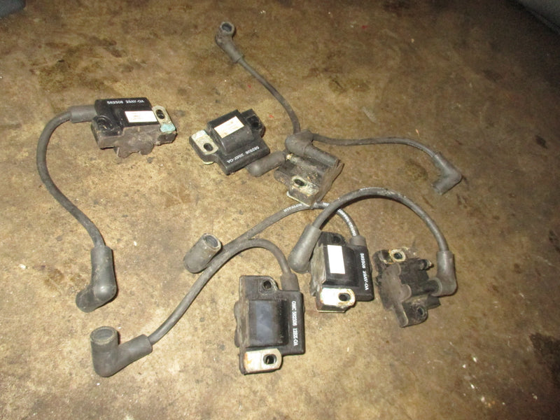Johnson 200hp Ocean runner outboard ignition coil Set (582508)