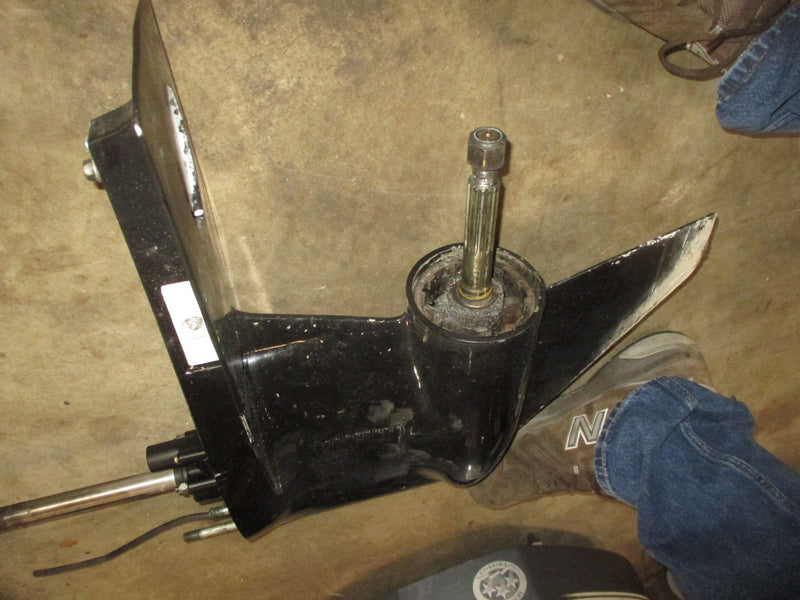 Mercury 2.5L 200hp 2 stroke Outboard 25" Lower Unit