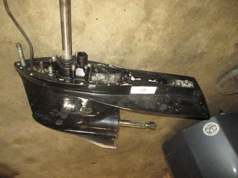 Mercury 2.5L 200hp 2 stroke Outboard 25" Lower Unit