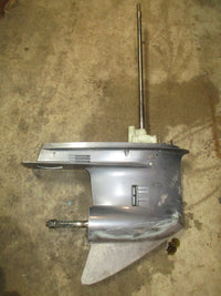 Load image into Gallery viewer, Yamaha HPDI 150hp 2 stroke outboard 25" lower unit
