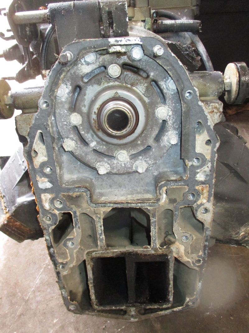 Evinrude 200hp 2 ocean pro outboard crankcase powerhead