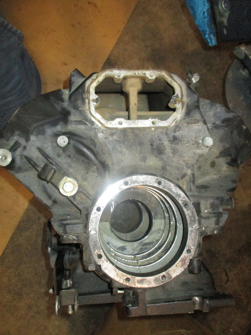 Evinrude 200hp 2 stroke outboard crankcase block