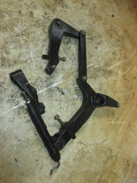 Load image into Gallery viewer, Johnson 200hp Ocean Pro 2 stroke outboard throttle bracket (331862-331224)
