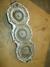 Load image into Gallery viewer, Evinrude 200hp 2 stroke outboard cylinder head (331490-4)
