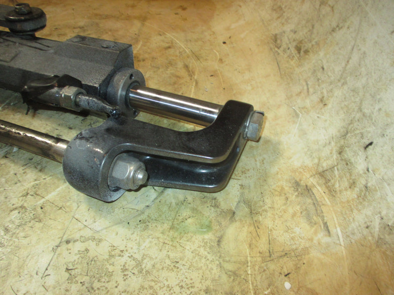 Uflex outboard hydraulic steering cylinder (UC1280BF-2)