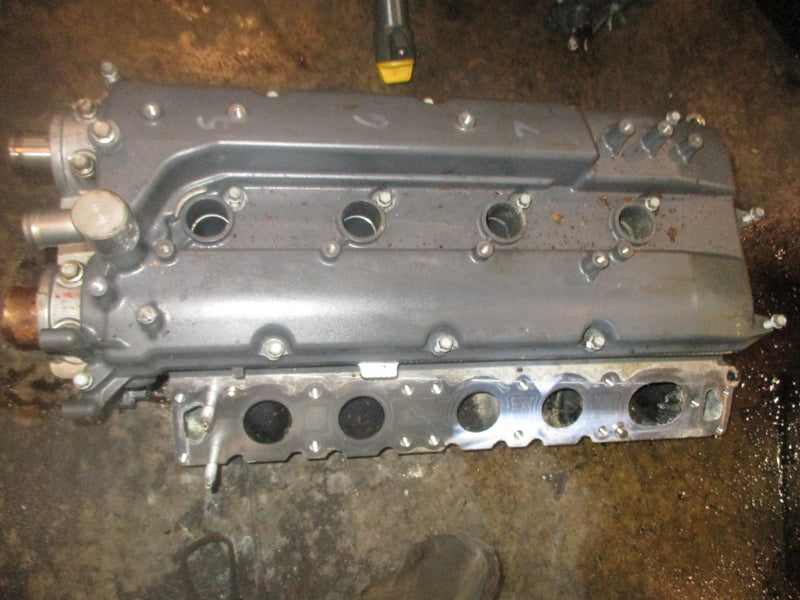 Yamaha 350hp 4 stroke outboard starboard cylinder head (6AW-11120-01-00)