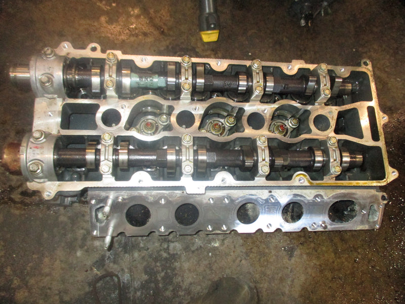 Yamaha 350hp 4 stroke outboard starboard cylinder head (6AW-11120-01-00)