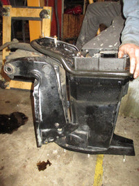 Load image into Gallery viewer, Mercury 90hp 3 cyl 2 stroke outboard 20" mid section
