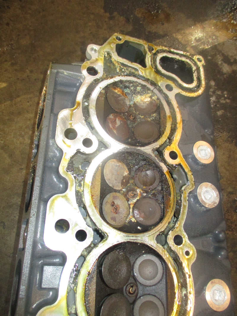 Yamaha 350hp 4 stroke outboard port cylinder head (6AW-11110-01-00)