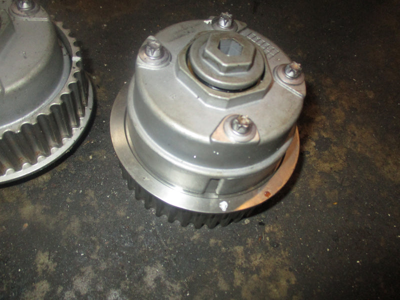 Yamaha 350hp 4 stroke outboard belt pulley set (6AW-12645-00-00)