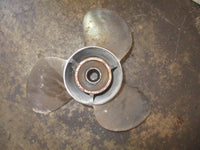 Load image into Gallery viewer, Johnson 150hp 2 stroke outboard stainless counter propeller 15 x 17 (431930)
