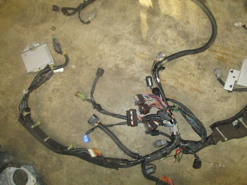 Yamaha 350hp 4 stroke outboard engine wiring harness (6AW-825900-10-00)