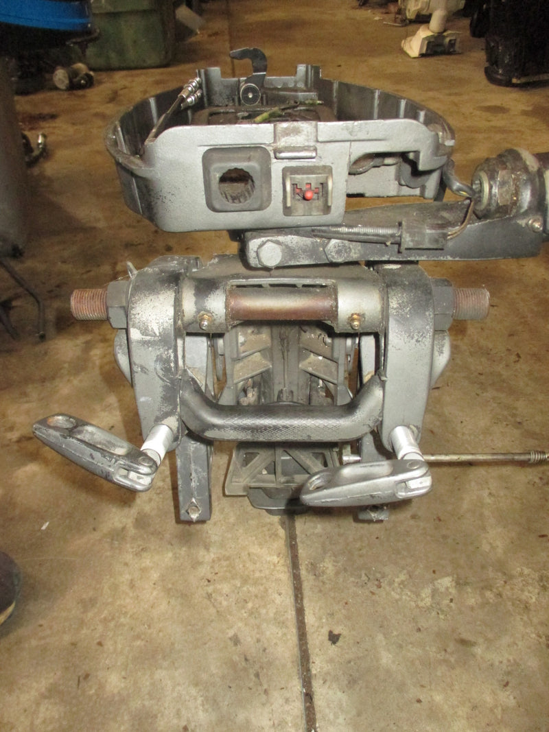 Mercury Mariner 25hp 2 Stroke outboard Short Shaft Midsection with Tiller