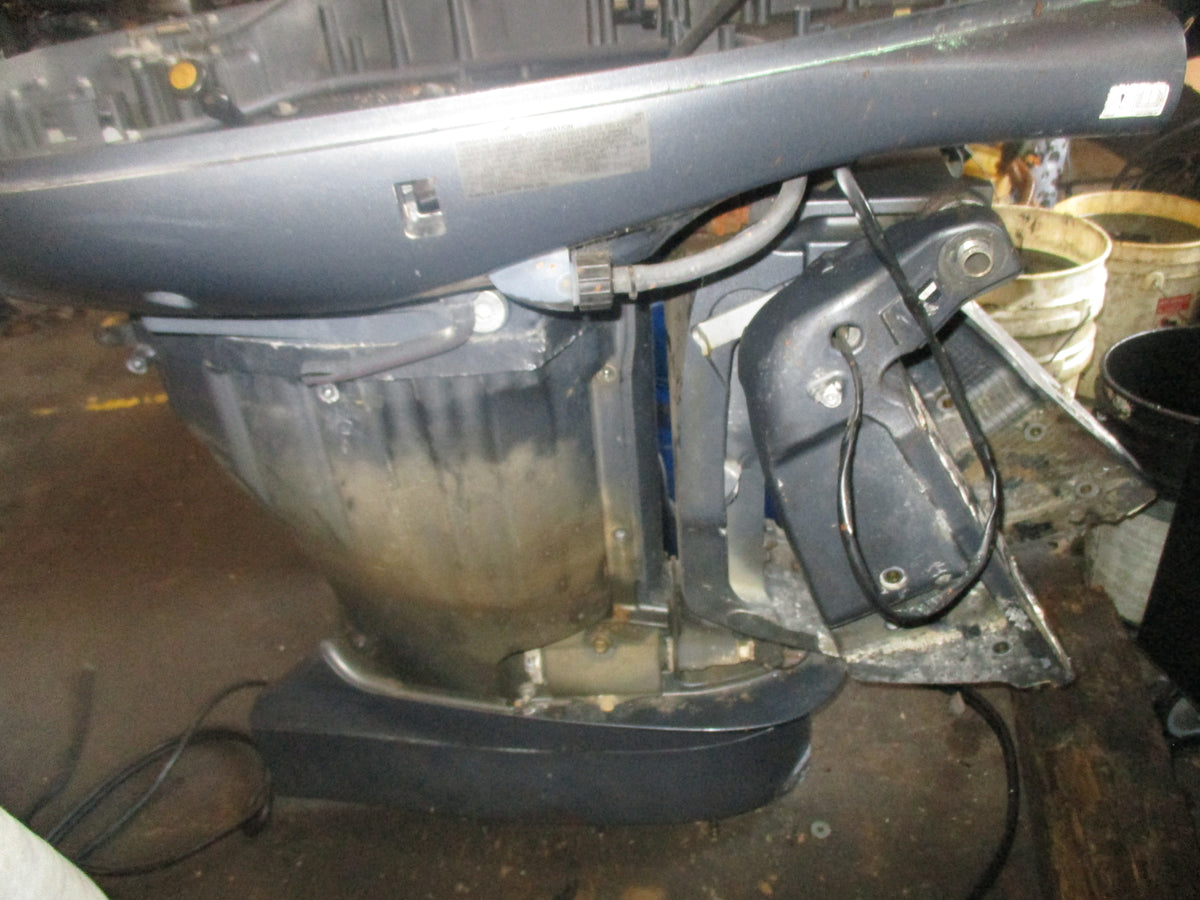 Yamaha 350hp 4 stroke outboard 30" shaft mid section