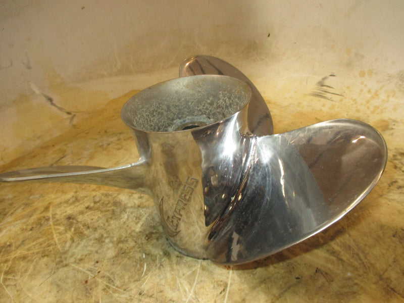 Mercury 1.73 115hp 4 stroke outboard turning express ss propellor (31501912)