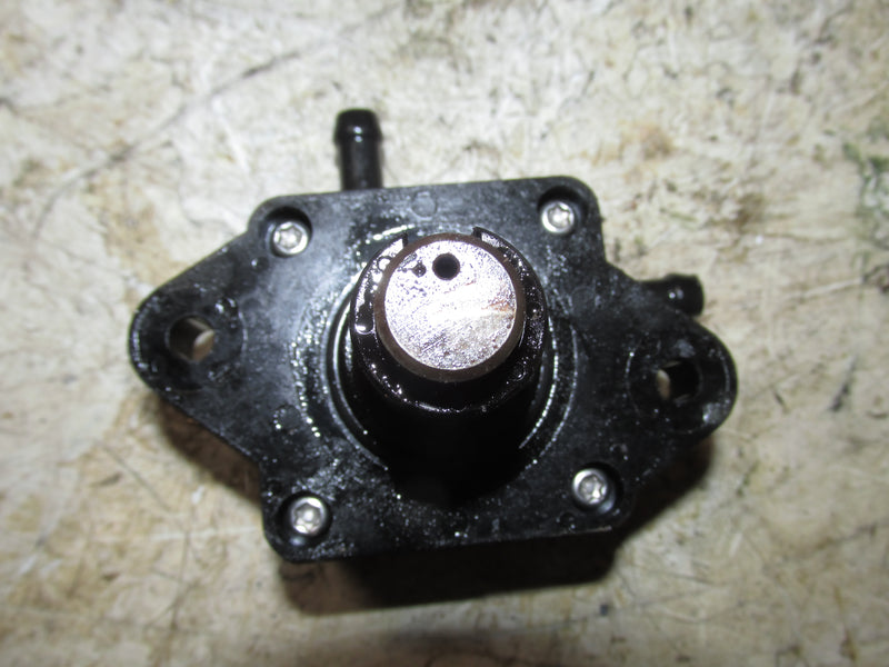 Suzuki DF115 115hp Outboard Fuel Pump (15100-90J00)