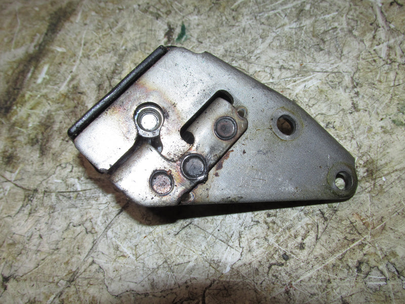 Suzuki DF115 115hp Outboard Throttle / Shifter Cable Holder (67341-90J32)